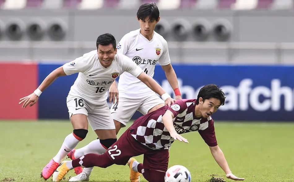  拉齐奥主场遭遇爆冷，紫百合顽强逼平劲敌